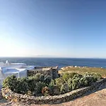 Elegant Seaside Villa, Great Views, Infinity Pool, Lia, Mykonos 别墅