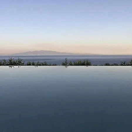 Elegant Seaside Villa, Great Views, Infinity Pool, Lia, Mykonos * Kalafatis