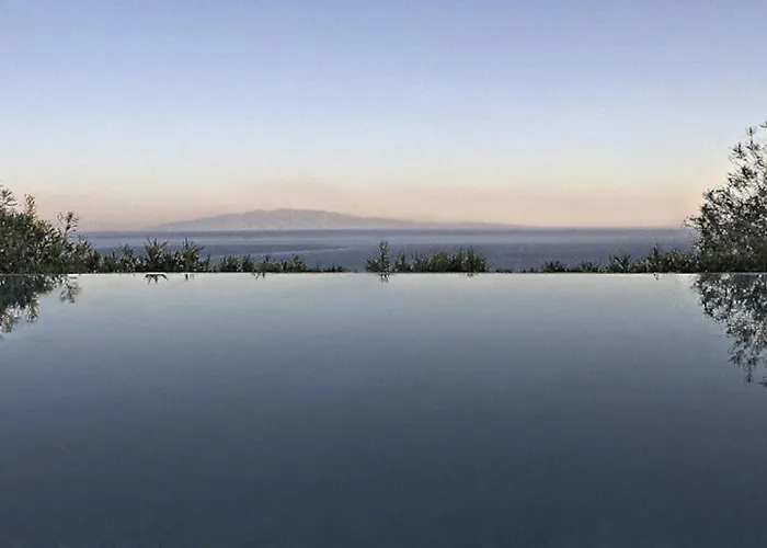 Elegant Seaside Villa, Great Views, Infinity Pool, Lia, Mykonos * קלפטיס