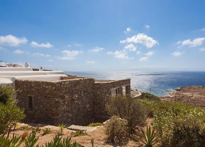 Elegant Seaside Villa, Great Views, Infinity Pool, Lia, Mykonos
