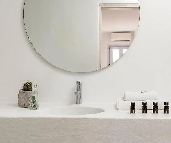 Elegant Seaside Villa, Great Views, Infinity Pool, Lia, Mykonos וילה