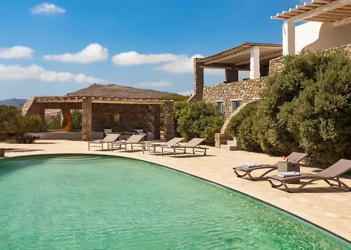 Elegant Seaside Villa, Great Views, Infinity Pool, Lia, Mykonos קלפטיס