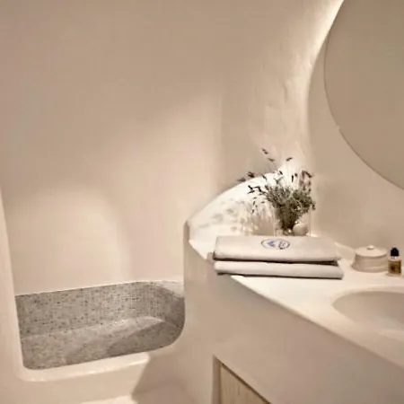 ヴィラ Elegant Seaside Villa, Great Views, Infinity Pool, Lia, Mykonos *