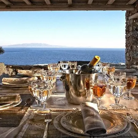 Elegant Seaside Villa, Great Views, Infinity Pool, Lia, Mykonos ヴィラ カラファティス