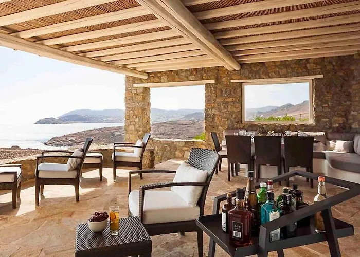 Elegant Seaside Villa, Great Views, Infinity Pool, Lia, Mykonos كالافاتيس