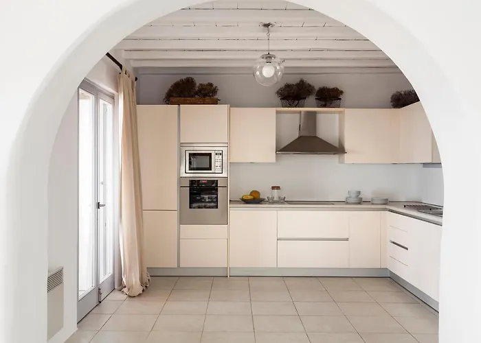 Elegant Seaside Villa, Great Views, Infinity Pool, Lia, Mykonos فيلة *